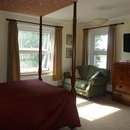 Ivy Hall Wootton Bridge  Zimmer foto