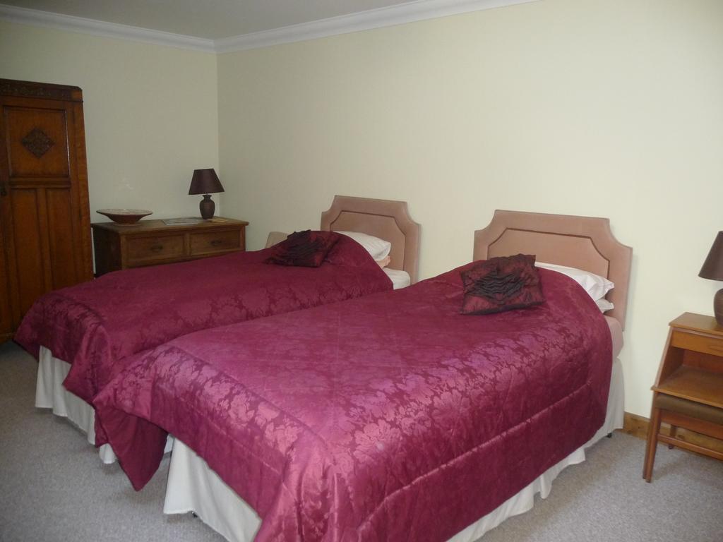 Ivy Hall Wootton Bridge  Zimmer foto